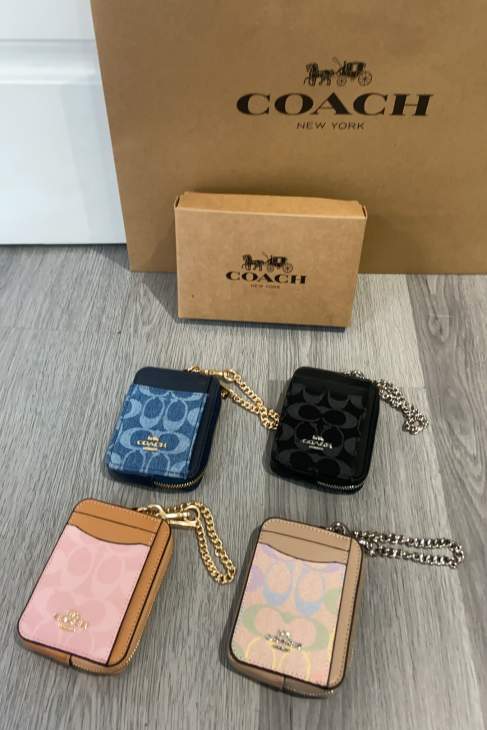 Picture of Coach Handbags _SKUfw237686982fw